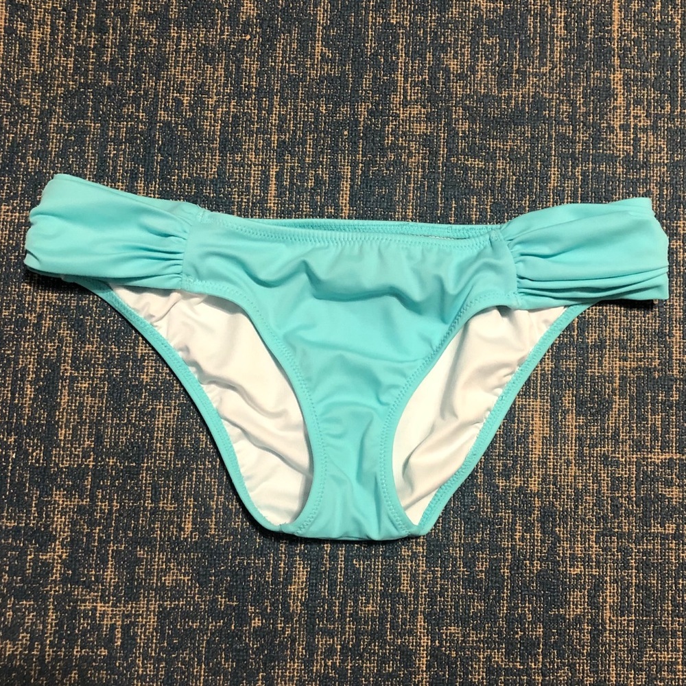 Victoria’s Secret swimsuit bottoms